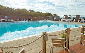 Hotel Whitecliff Bay